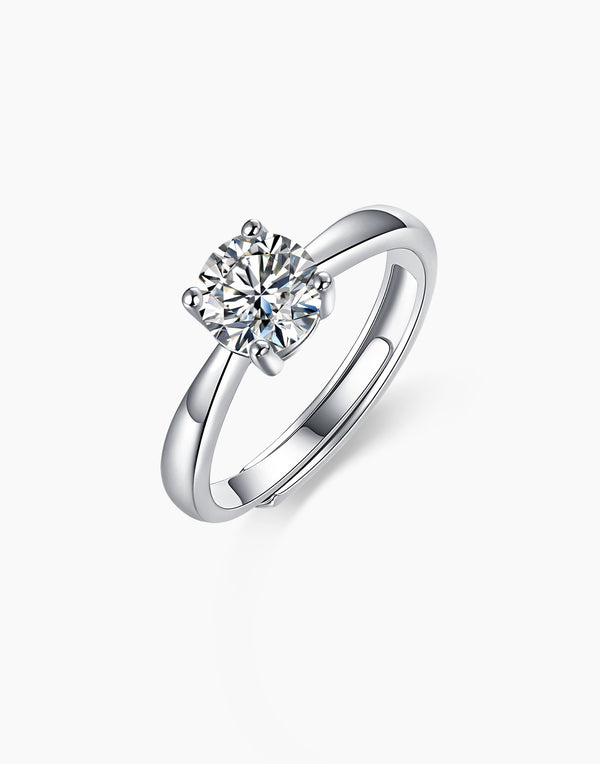 Round Simple Solitaire Engagement Ring